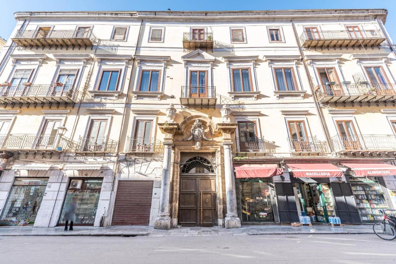 Le Radici Casa Vacanze ปาแลร์โม ภายนอก รูปภาพ