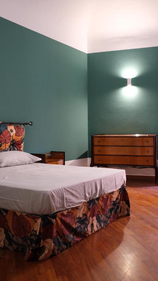 Le Radici Casa Vacanze ปาแลร์โม ภายนอก รูปภาพ