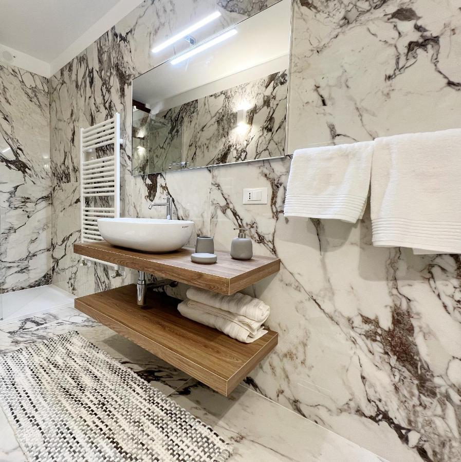 Le Radici Casa Vacanze ปาแลร์โม ภายนอก รูปภาพ